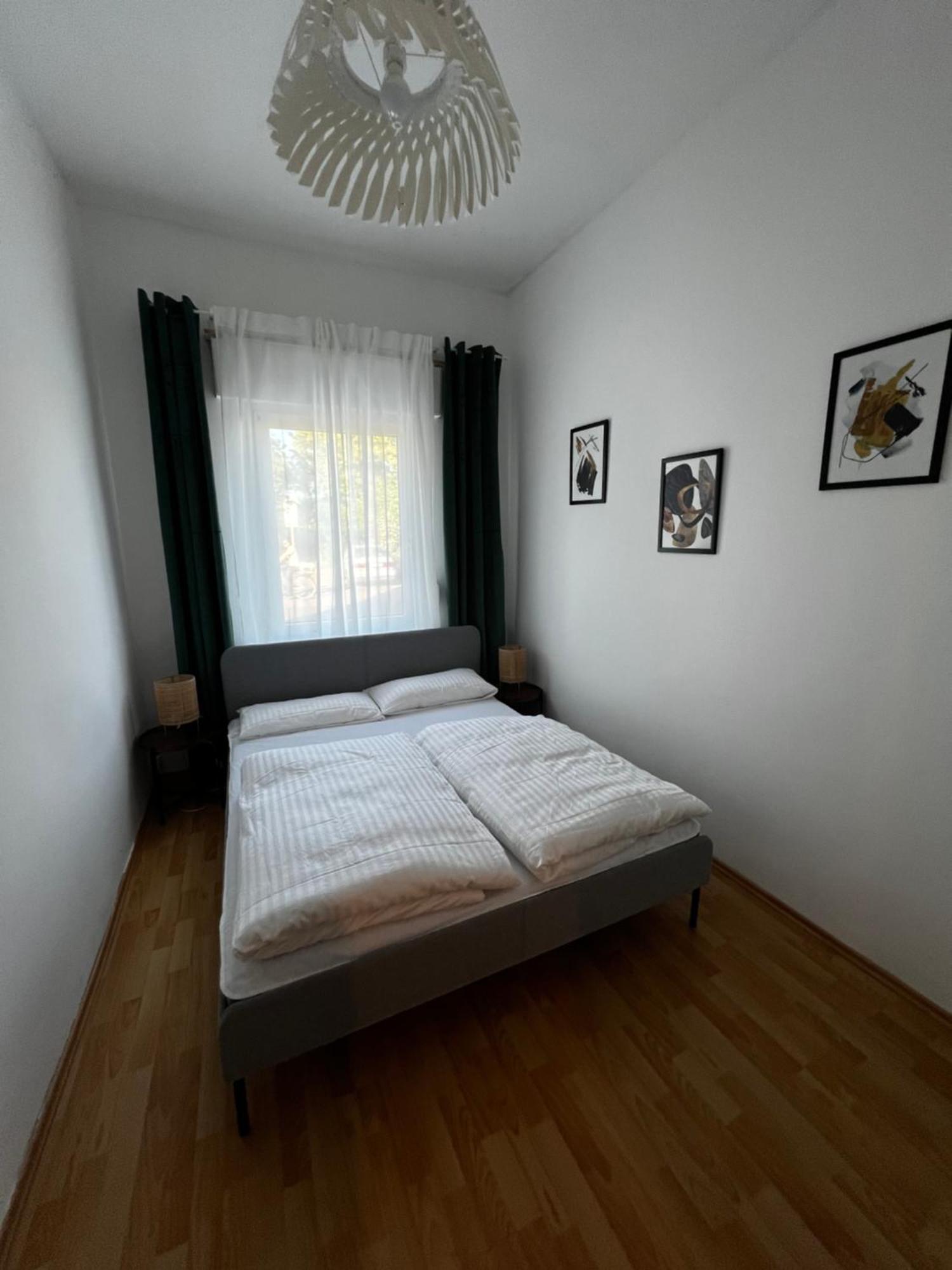 Top Anbindung Naehe Hannover 2Min Lehrte Bhf Check In Bis 0 Uhr - Self Check In! Екстер'єр фото